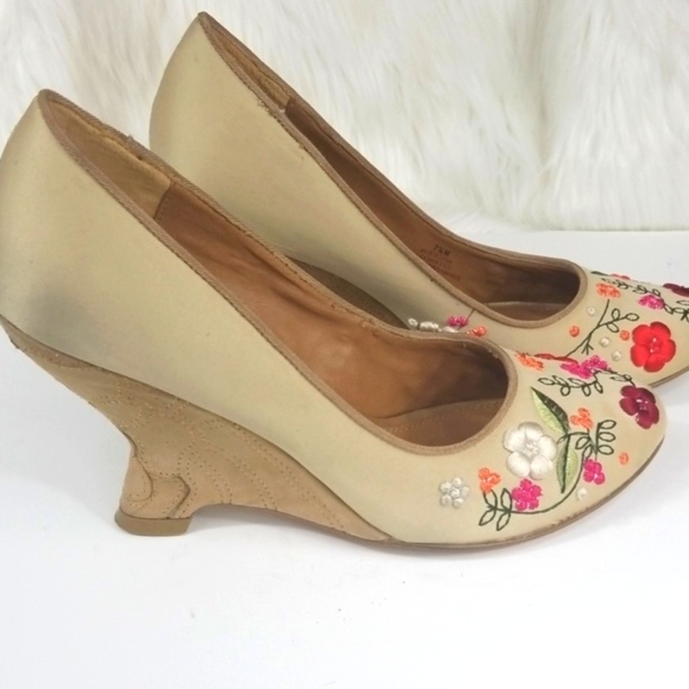 πΌSam Edelman Embroidered Wedges - Picture 5 of 8